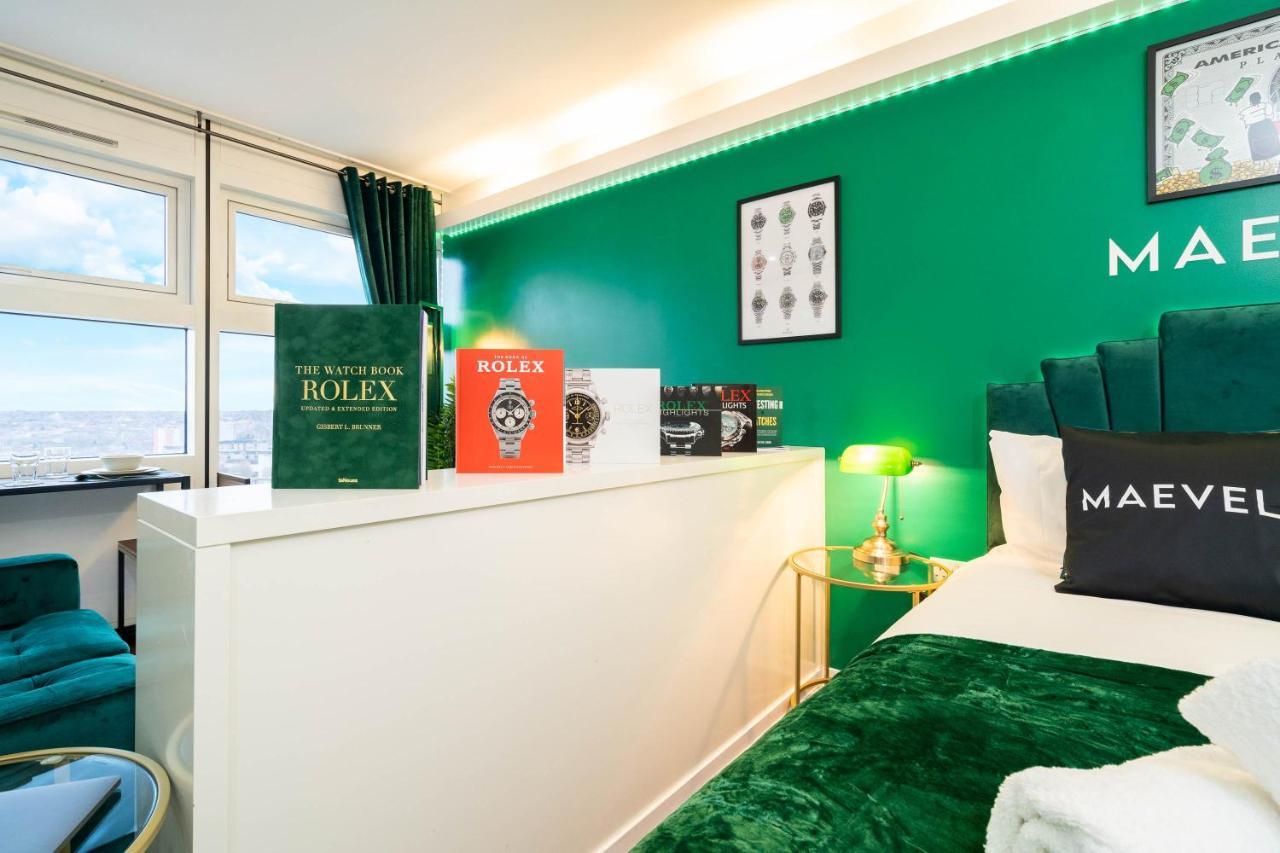 Maevela Apartments - Top Floor Rolex Themed Studio Apt Inside The Cube, Mailbox - Free Netflix & Wifi Birmingham Exteriör bild